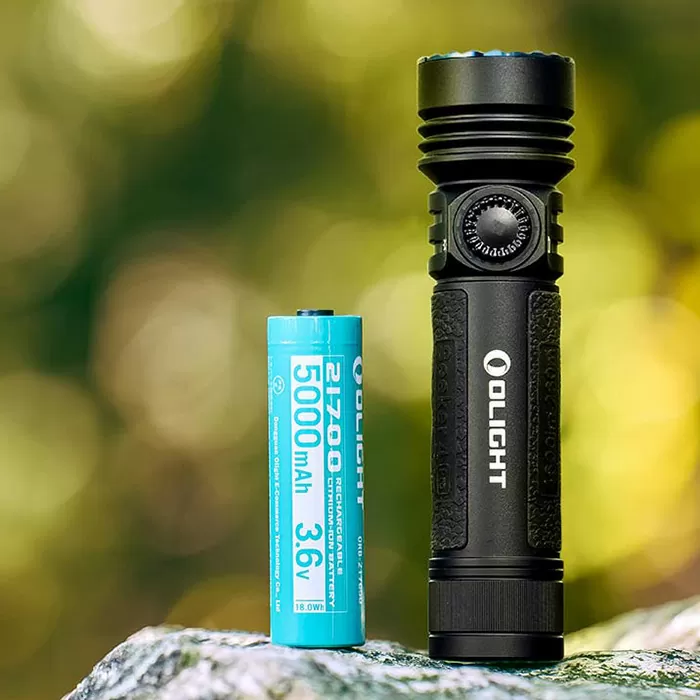 Olight Seeker 4 Pro Flashlight