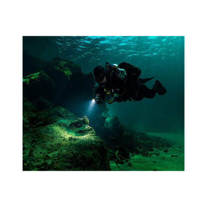 OrcaTorch D620 V2.0 2700 Lumen Canister Dive Torch - 260 Metres - Image 17